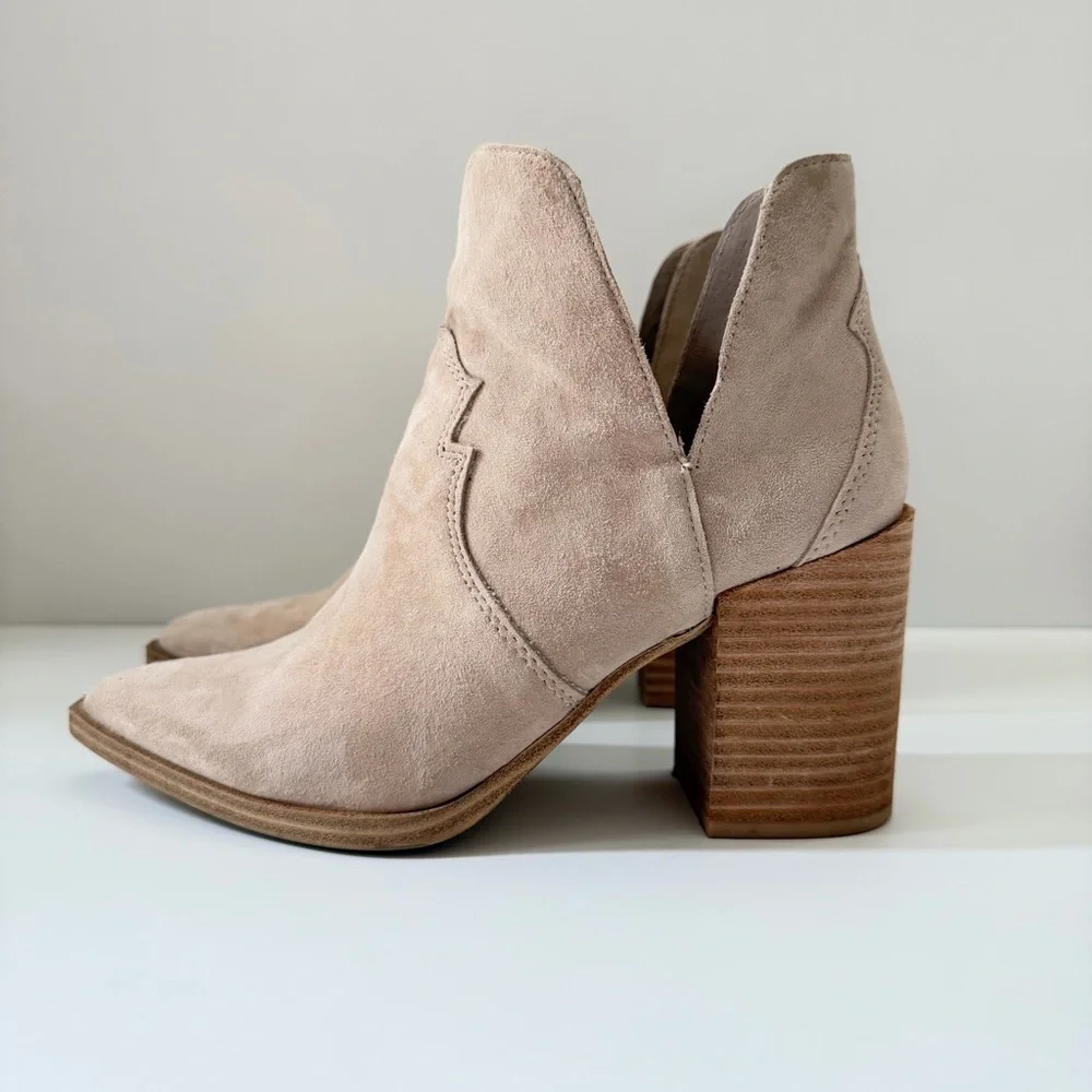 Steve Madden Beige Heeled Boots - Picture 3 of 6